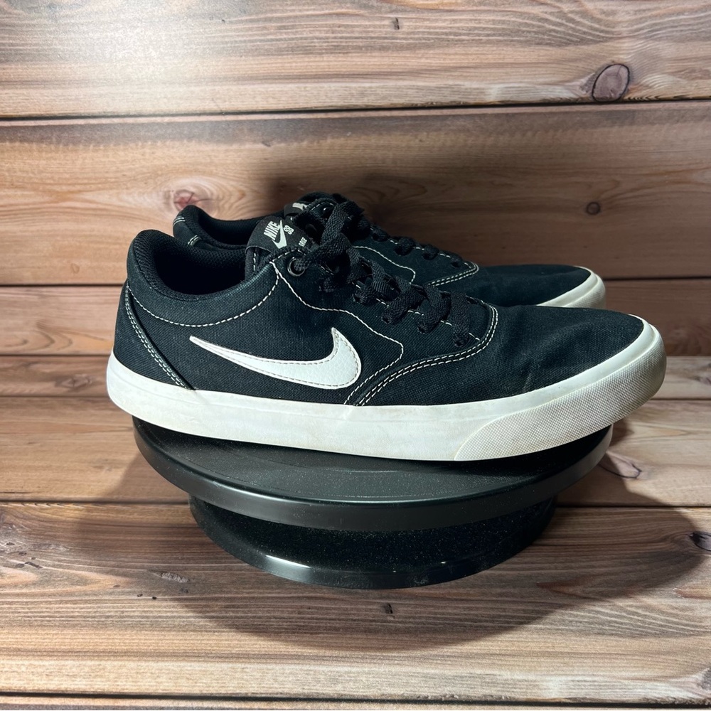 Nike Men’s Black Canvas Sneakers with White Swoosh